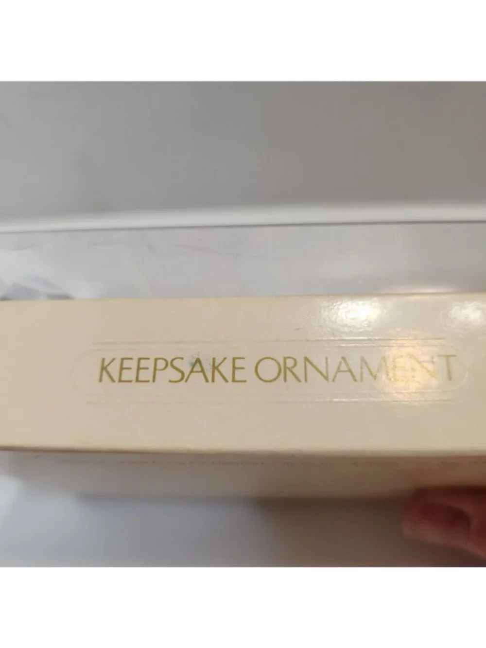 1978 Hallmark Keepsake Ornament Ceramic Christmas Angel with Star In Original Bx